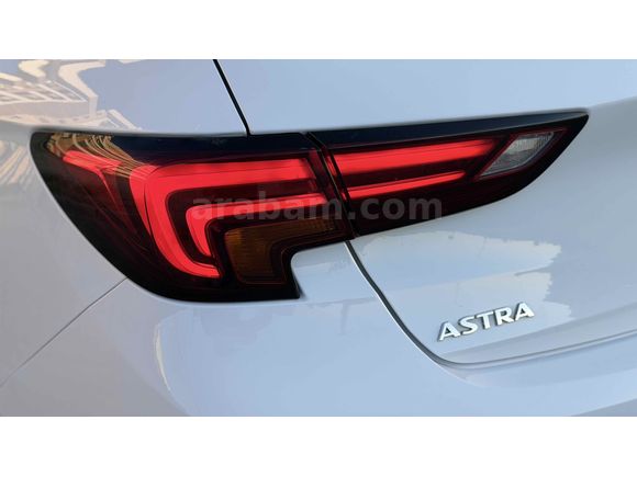 ASEL AUTO’DAN Opel Astra 1.4 T Dynamic 2018 Model