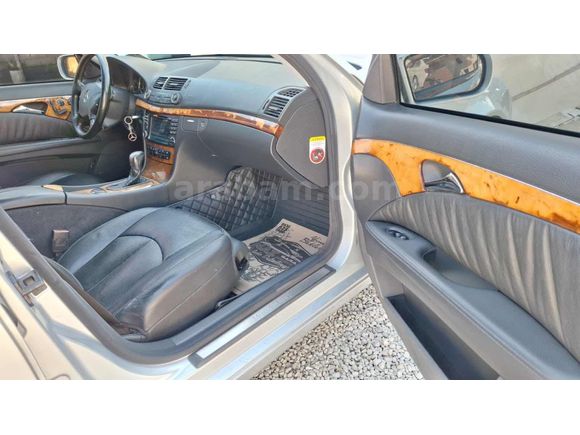 TKN MOTORS'TAN E 350 Elegance Otomatik