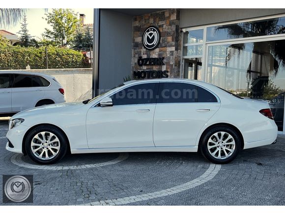 ÖZERK MOTORS/E 180 9G TRONİK EXCLUSİVE/COMMAND EKRAN/ISITMA
