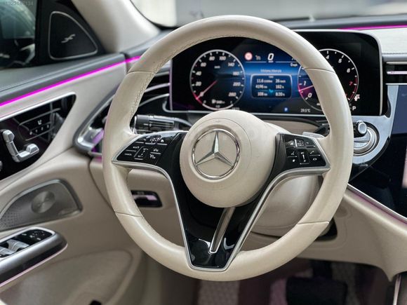 2024 MODEL HATASIZ MERCEDES BENZ E 180 32.000 KM