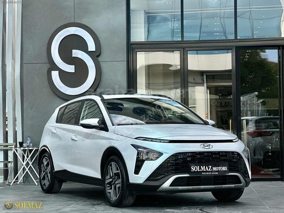 SOLMAZ MOTORS 2023 HYUNDAİ BAYON FULL DOLU + HATASIZ + DÜŞÜK KM