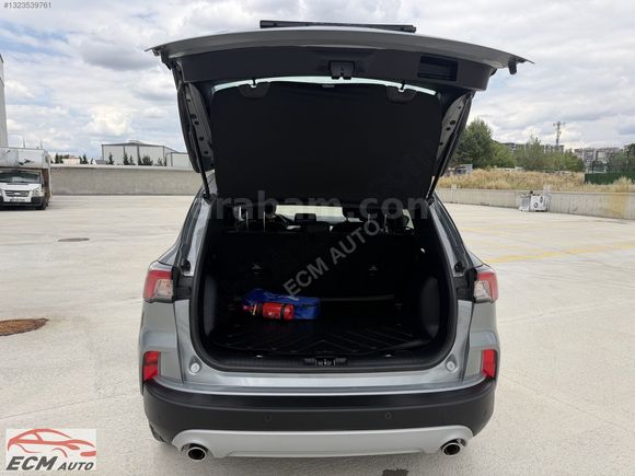 2023 MODEL FORD KUGA 96000 KM HATASIZ BOYASIZ