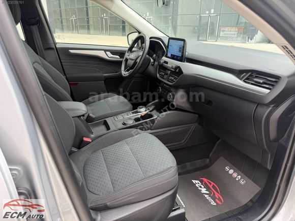 2023 MODEL FORD KUGA 96000 KM HATASIZ BOYASIZ