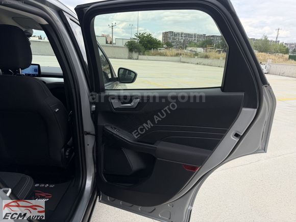 2023 MODEL FORD KUGA 96000 KM HATASIZ BOYASIZ