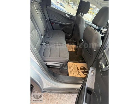 BNC GRUP AUTO FARKIYLA FORD KUGA 1.5 ECO BOOST TİTANİUM