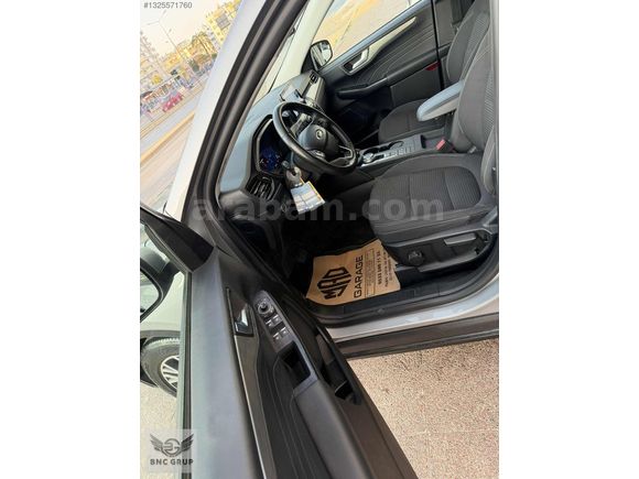 BNC GRUP AUTO FARKIYLA FORD KUGA 1.5 ECO BOOST TİTANİUM