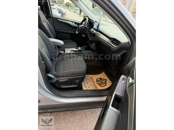 BNC GRUP AUTO FARKIYLA FORD KUGA 1.5 ECO BOOST TİTANİUM