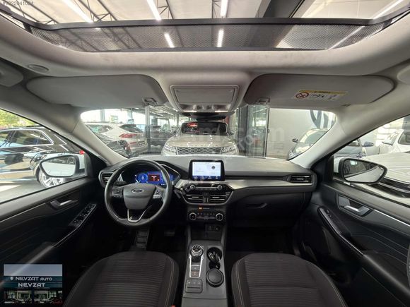 2023 FORD KUGA TİTANİUM 1.5 EcoBoost 182hp CAM TAVAN BOYASIZ