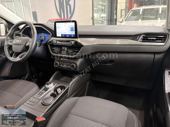 2023 FORD KUGA TİTANİUM 1.5 EcoBoost 182hp CAM TAVAN BOYASIZ
