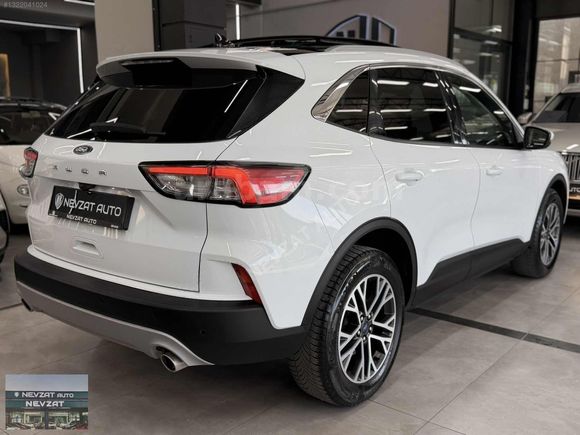 2023 FORD KUGA TİTANİUM 1.5 EcoBoost 182hp CAM TAVAN BOYASIZ