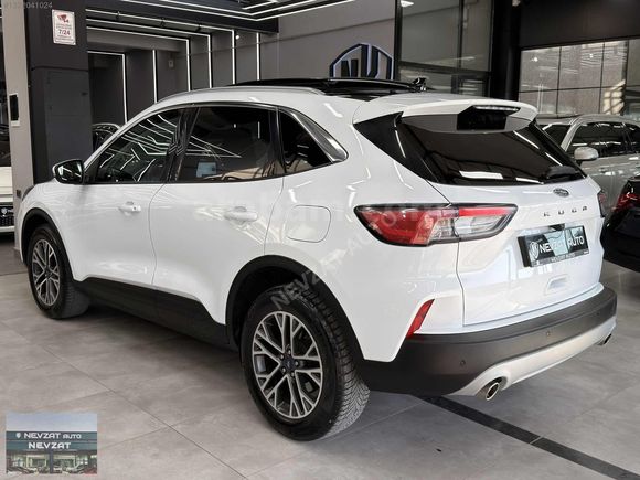 2023 FORD KUGA TİTANİUM 1.5 EcoBoost 182hp CAM TAVAN BOYASIZ