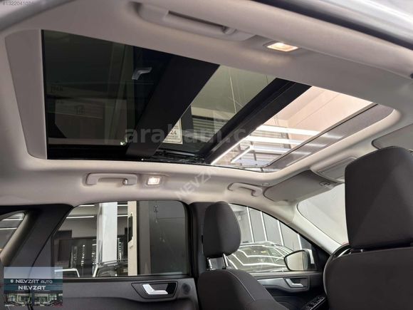 2023 FORD KUGA TİTANİUM 1.5 EcoBoost 182hp CAM TAVAN BOYASIZ