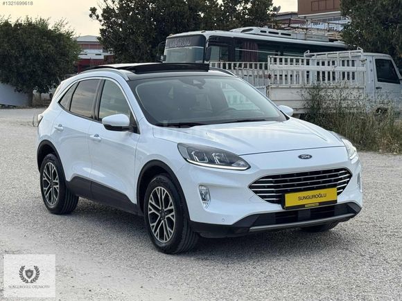 SUNGUROGLUdan 2023 FORD KUGA TİTANİUM+OTM+CAMTAVAN+HATASIZ
