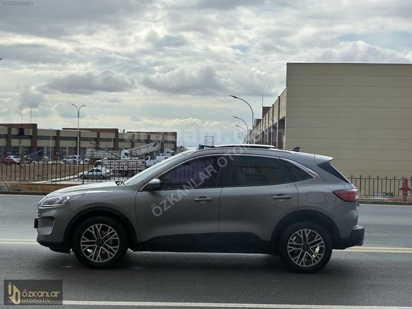 ÖZKANLAR'DAN 2023 MODEL FORD KUGA TİTANİUM HEAD-UP ORJİNAL