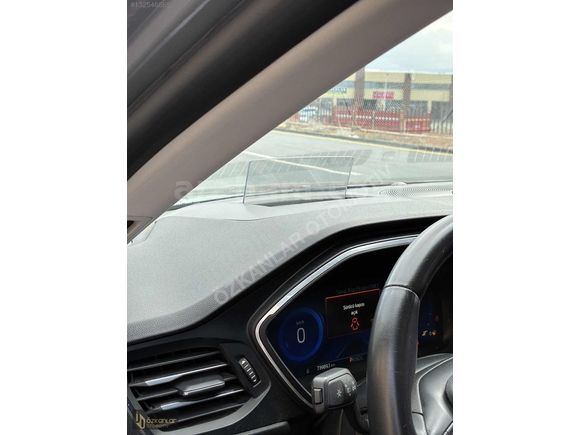 ÖZKANLAR'DAN 2023 MODEL FORD KUGA TİTANİUM HEAD-UP ORJİNAL