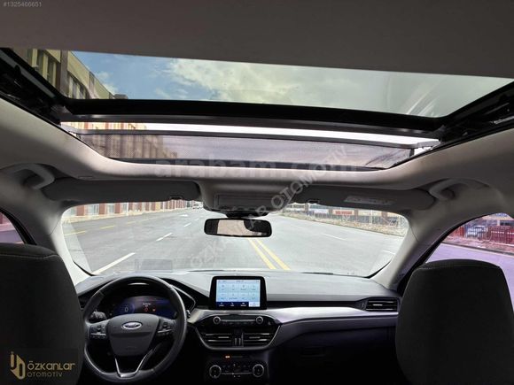 ÖZKANLAR'DAN 2023 MODEL FORD KUGA TİTANİUM HEAD-UP ORJİNAL