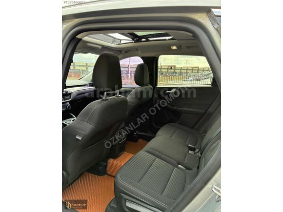 ÖZKANLAR'DAN 2023 MODEL FORD KUGA TİTANİUM HEAD-UP ORJİNAL