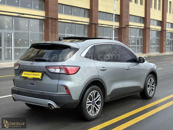 ÖZKANLAR'DAN 2023 MODEL FORD KUGA TİTANİUM HEAD-UP ORJİNAL
