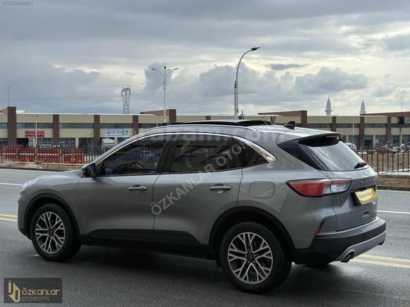 ÖZKANLAR'DAN 2023 MODEL FORD KUGA TİTANİUM HEAD-UP ORJİNAL