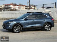2023 FORD KUGA CAM TAVAN TİTANİUM SERVS BKMLI HATASIZ 57.000 KM