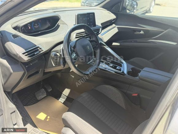 HATASIZ 3008 CAM TAVAN 35.000km (12 TAKSİT)