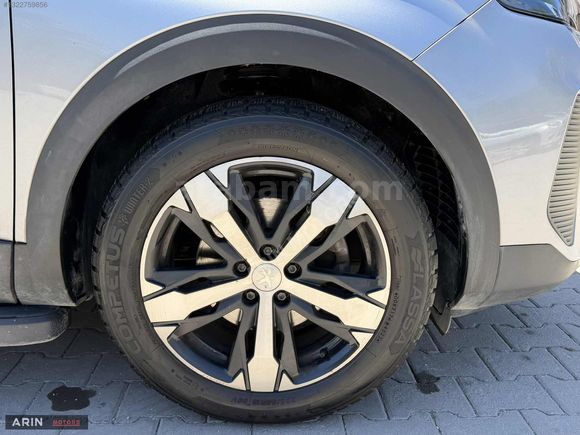 HATASIZ 3008 CAM TAVAN 35.000km (12 TAKSİT)