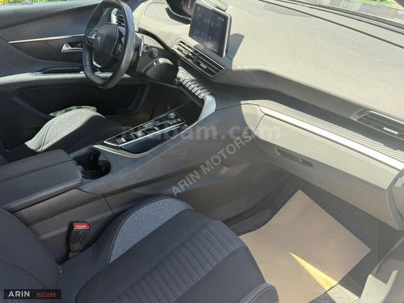 HATASIZ 3008 CAM TAVAN 35.000km (12 TAKSİT)