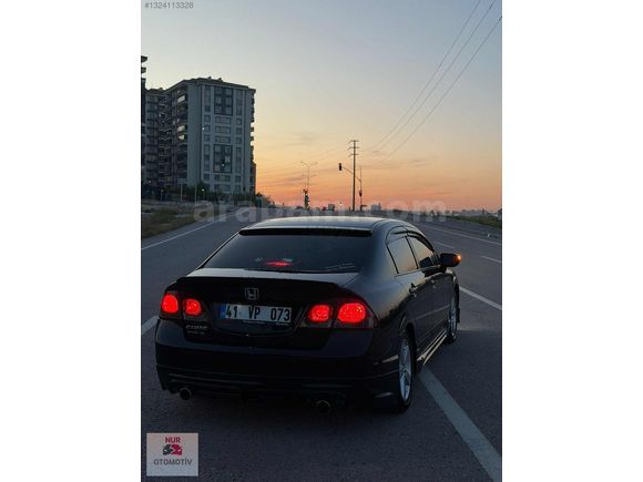 2011-1.6-İ-VTEC PREMİUM 205 BİNDE TERTEMİZ