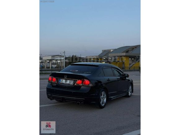 2011-1.6-İ-VTEC PREMİUM 205 BİNDE TERTEMİZ