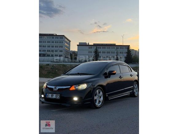 2011-1.6-İ-VTEC PREMİUM 205 BİNDE TERTEMİZ