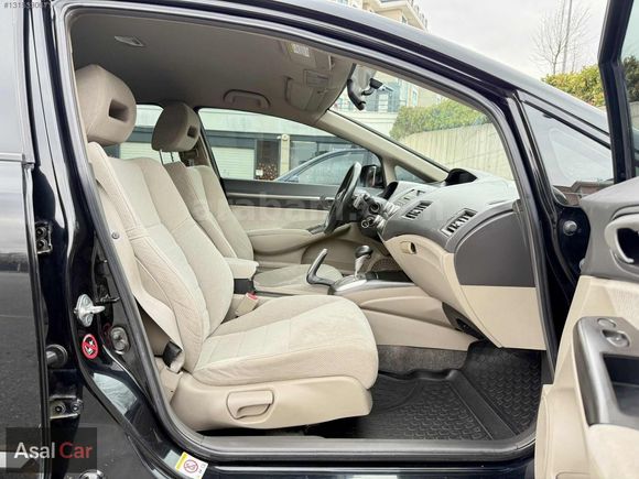 2009 MODEL BOYASIZ OTOMATİK 130 BİNDE CIVIC 1.6 PREMIUM