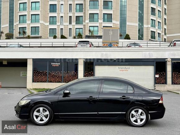 2009 MODEL BOYASIZ OTOMATİK 130 BİNDE CIVIC 1.6 PREMIUM