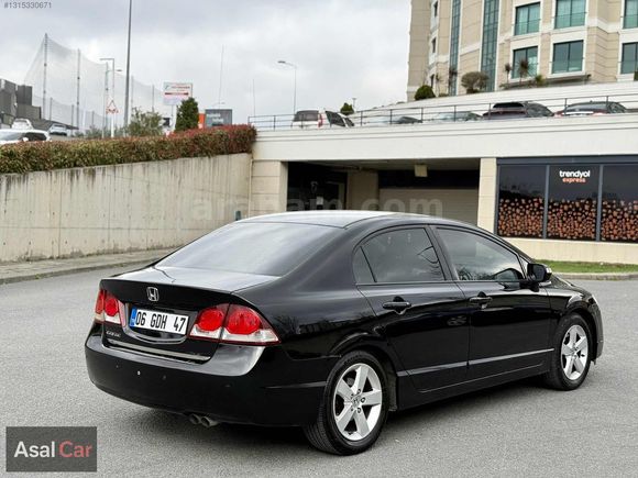2009 MODEL BOYASIZ OTOMATİK 130 BİNDE CIVIC 1.6 PREMIUM