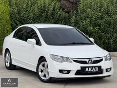 TR DE TEK 48 BİN KM DE BOYASIZ NOKTASIZ BAYİDEN ÇIKTIĞI GİBİ