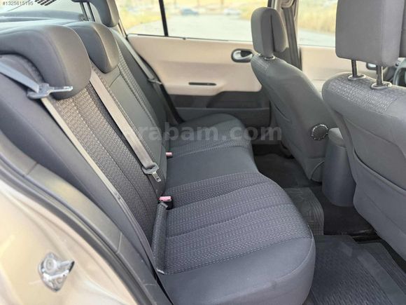 BAKIMLI MASRAFSIZ OTOMATİK MEGANE 2 full