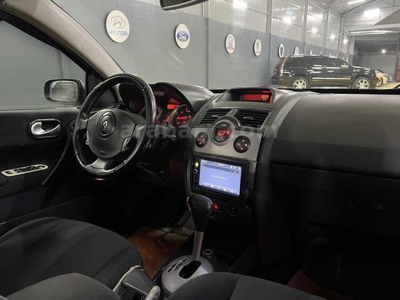 MEGANE 1.6.BENZİN.LPG/OTOMATİK/CAM TAVANLI/ 213BİN KM