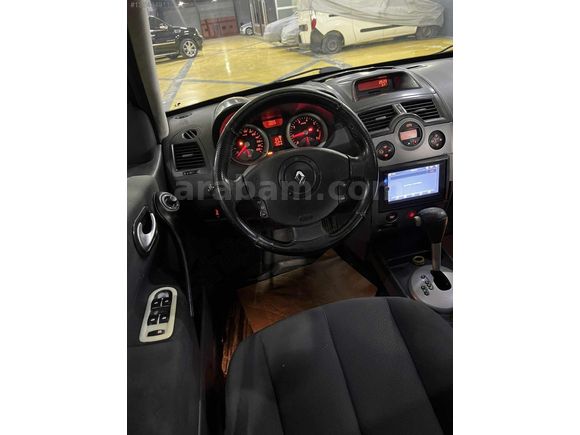 MEGANE 1.6.BENZİN.LPG/OTOMATİK/CAM TAVANLI/ 213BİN KM