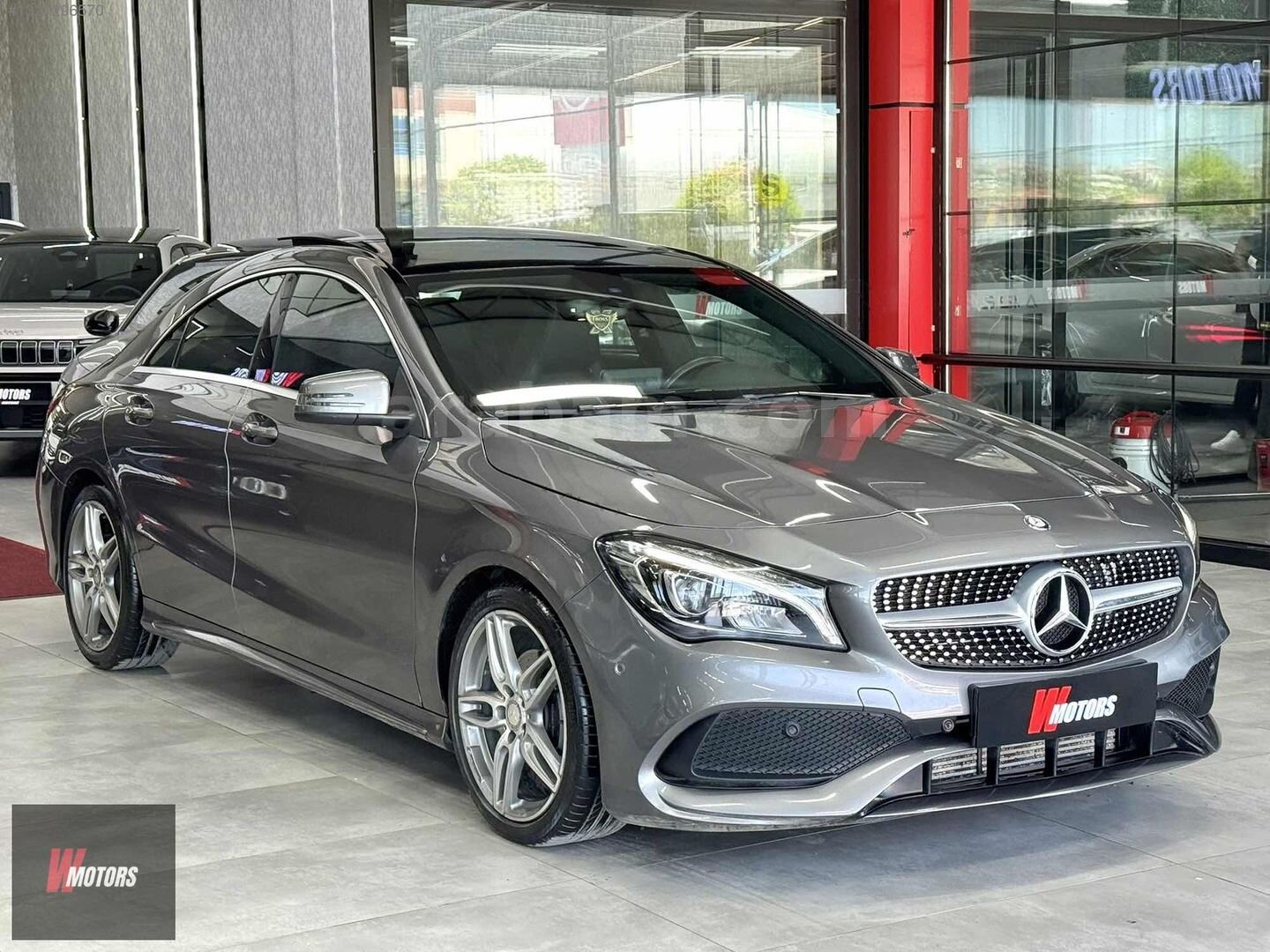 Galeriden Mercedes - Benz CLA 180 D AMG 2016 Model Sivas 100.000 km Gri 2