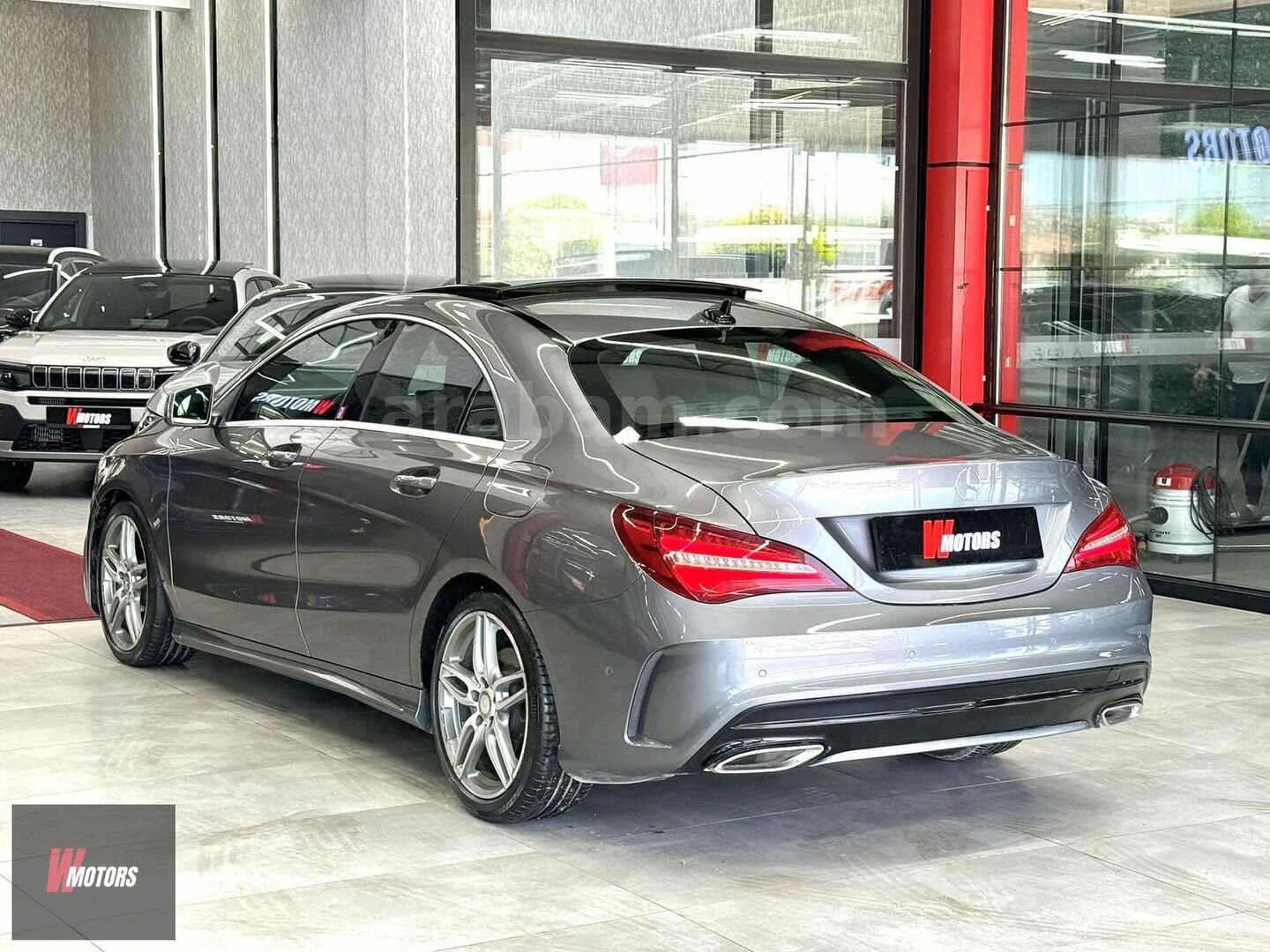 Galeriden Mercedes - Benz CLA 180 D AMG 2016 Model Sivas 100.000 km Gri 4