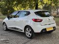 ŞENTÜRK'TEN 2014 MODEL KAZASIZ 1.2 BENZİNLİ RENAULT CLİO