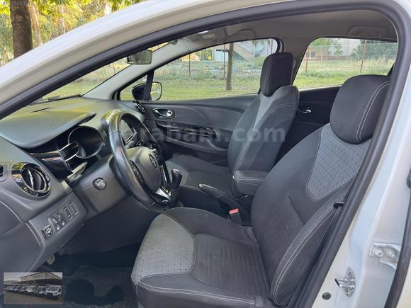 ŞENTÜRK'TEN 2014 MODEL KAZASIZ 1.2 BENZİNLİ RENAULT CLİO