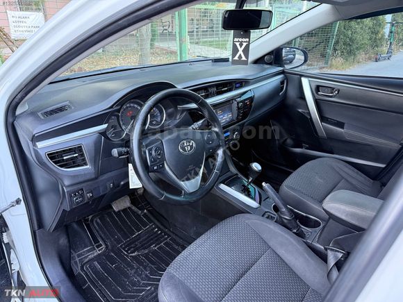 TKN AUTO Corolla 1.4 D-4D Touch - Motor Yürüyen Kusursuz