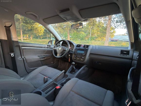 148 BİNDE 2005 MODEL EMSALSİZ 1.6 FSI GOLF