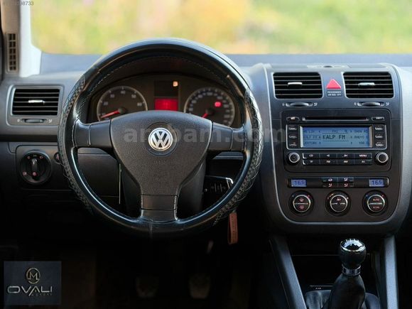 148 BİNDE 2005 MODEL EMSALSİZ 1.6 FSI GOLF
