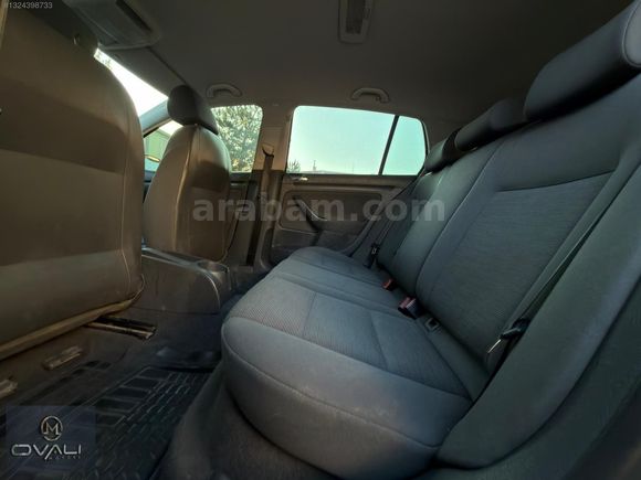 148 BİNDE 2005 MODEL EMSALSİZ 1.6 FSI GOLF