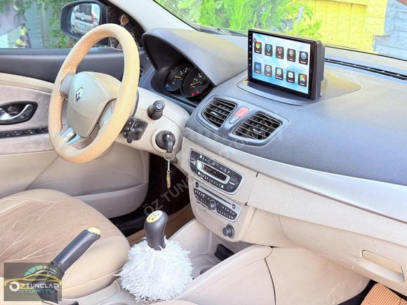 2010 RENAULT FLUENCE EXPRESSİON TABLET EKRANLI İÇİ BEJ