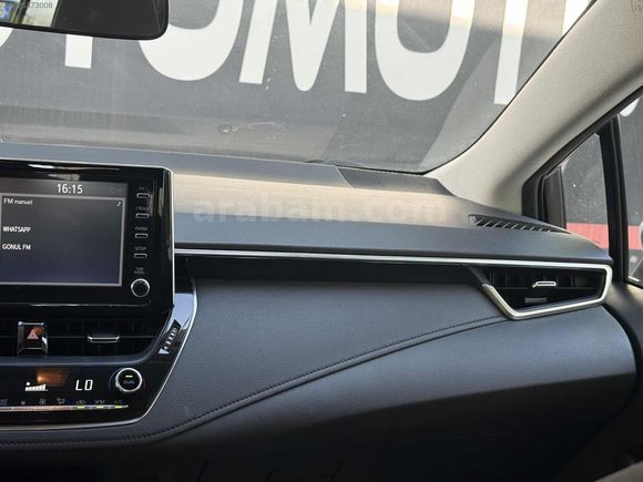 Asil'den 2020 Toyota Corolla Yarım Parça Boyalı