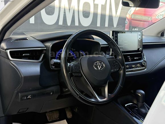 Asil'den 2020 Toyota Corolla Yarım Parça Boyalı