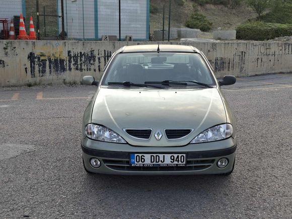 2000 MODEL MEGANE 1.6 RTA HATASIZ BAKIMLI MASRAFSIZ!!!