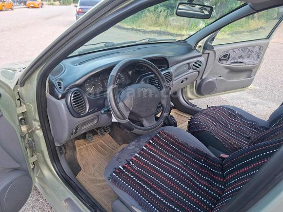 2000 MODEL MEGANE 1.6 RTA HATASIZ BAKIMLI MASRAFSIZ!!!